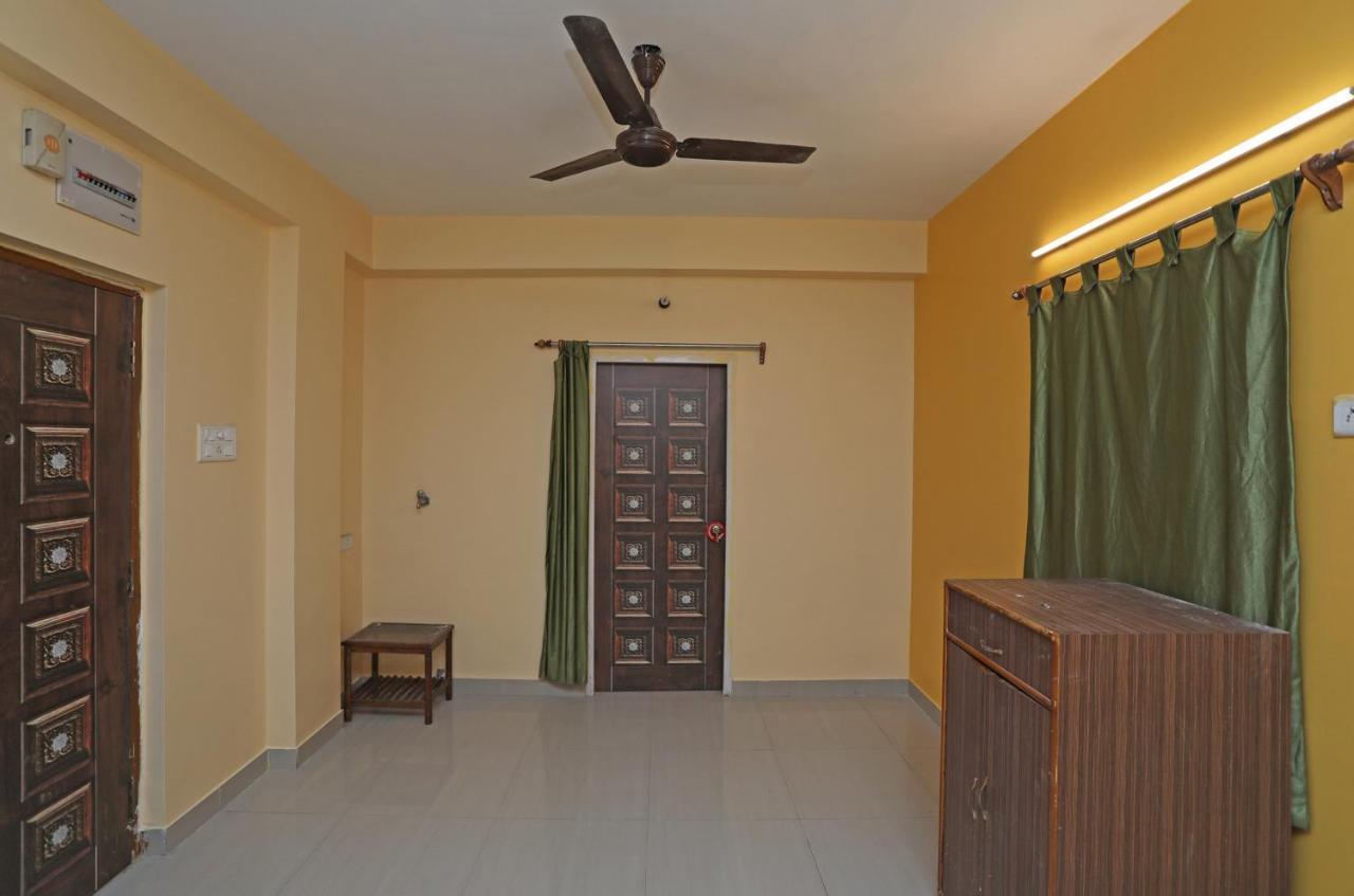 Oyo 14818 Sudarshan Apartment コルカタ エクステリア 写真